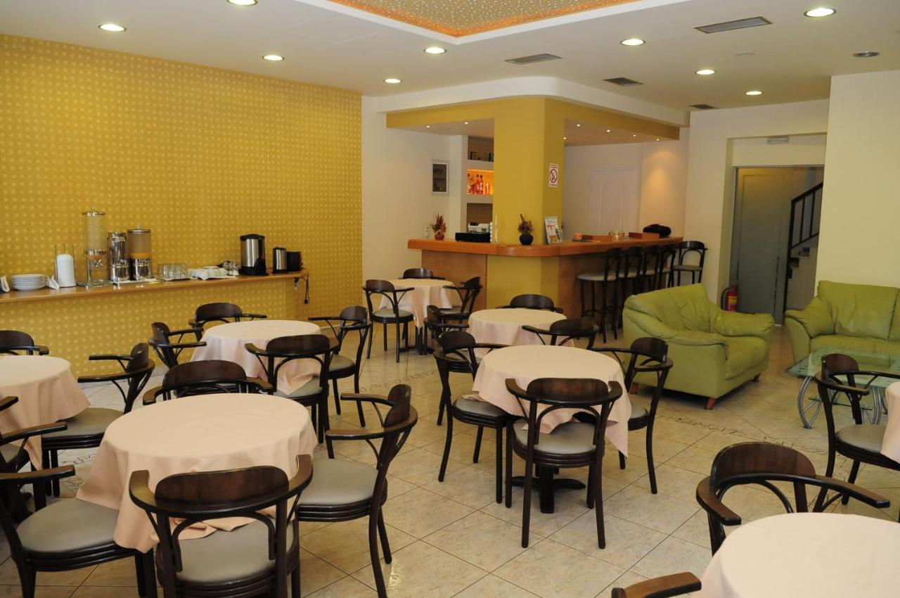 Hotel Pantheon Μαρκόπουλο Εξωτερικό φωτογραφία