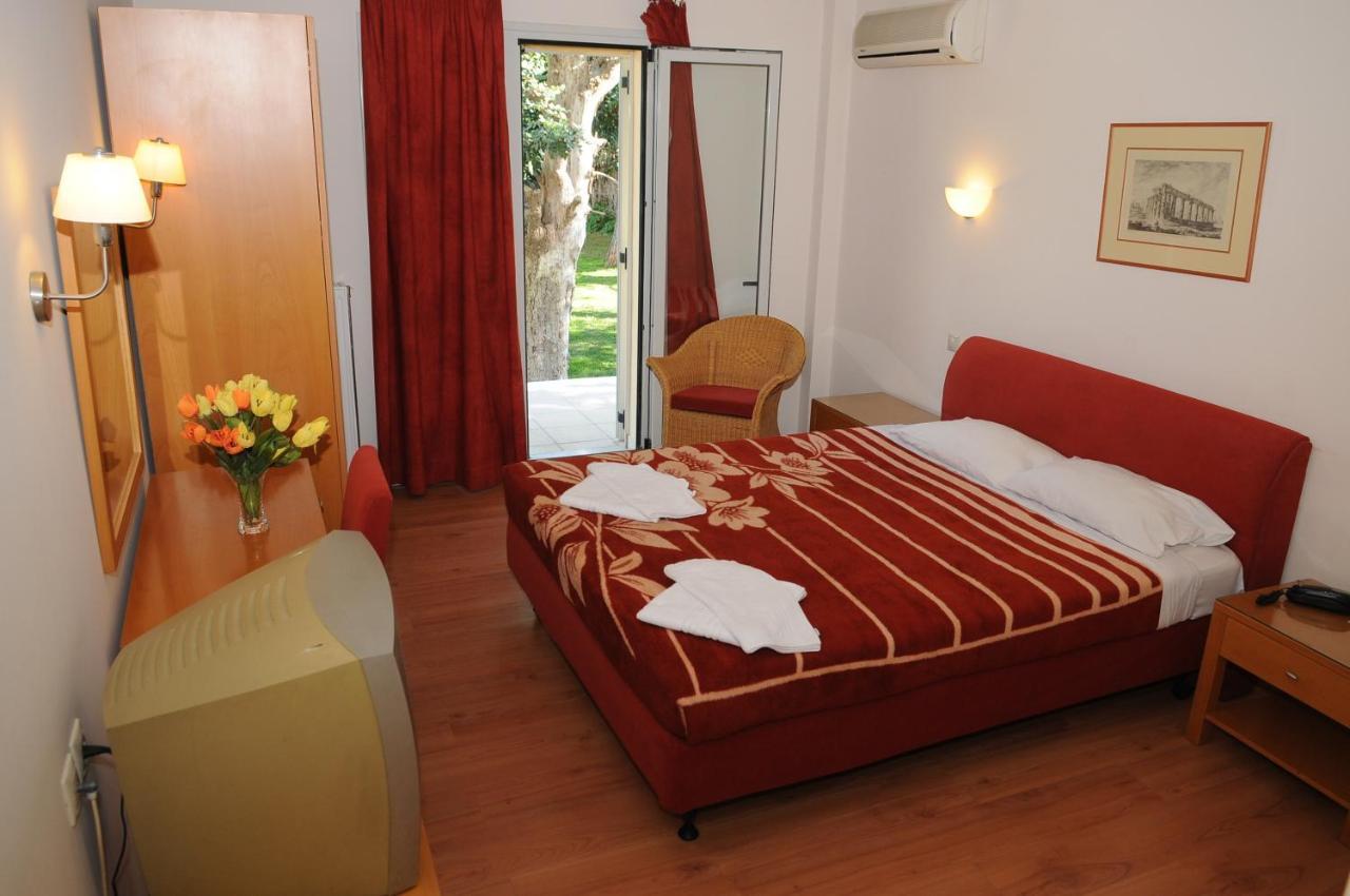 Hotel Pantheon Μαρκόπουλο Εξωτερικό φωτογραφία